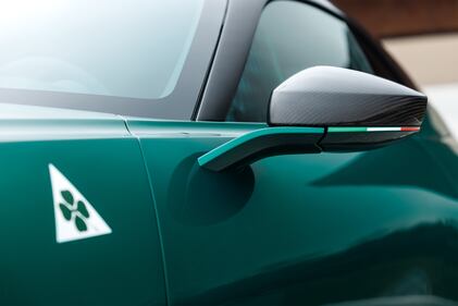 Alfa Romeo Giulia SWB by Zagato: ecco le foto 9