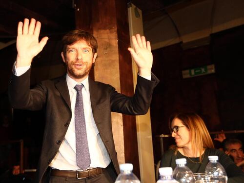 Spunta la Nuova Sinistra e torna la voglia di elezioni