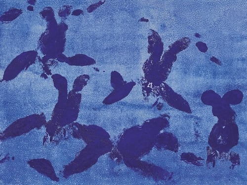 I suoi blu stupirono il circo(lino) dell’arte. Ma Yves Klein non era un clown