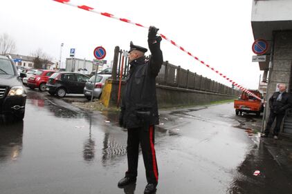 Gallarate, i carabinieri sul luogo della sparatoria 2