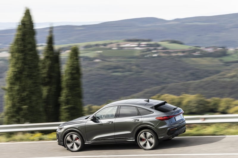 Audi Q5 e-hybrid: guarda la gallery 14
