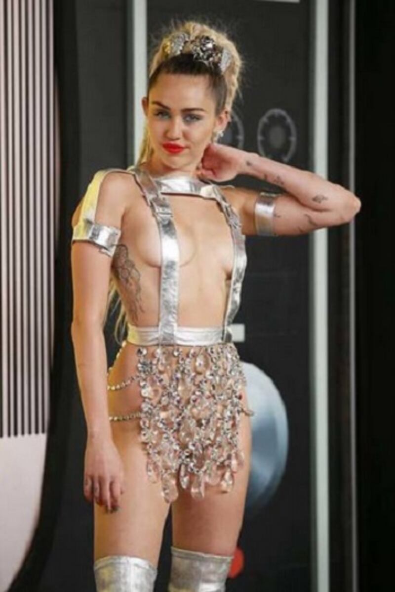 MTV VMA 2015, il trionfo di Taylor Swift e Miley Cyrus 35