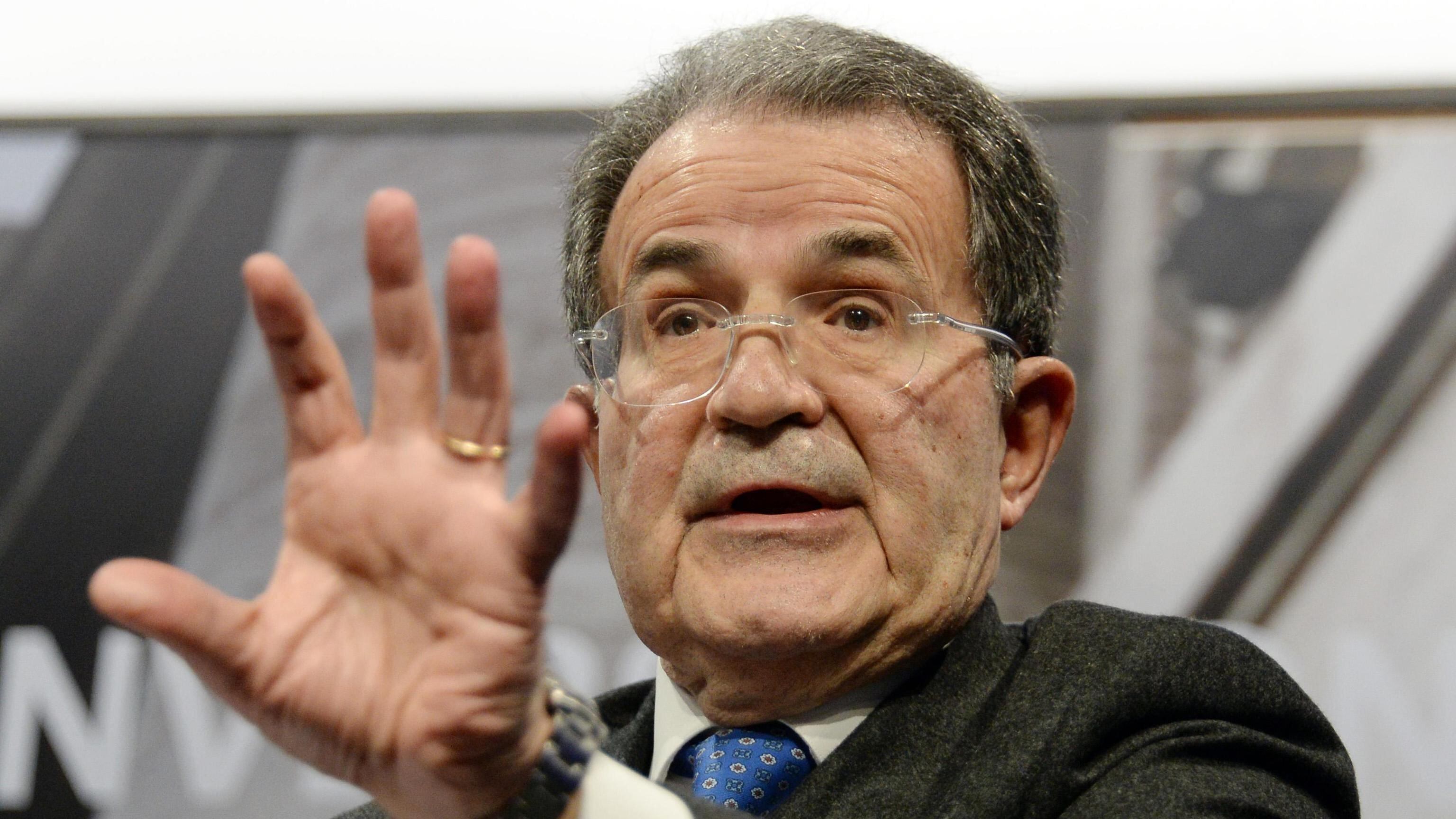 Euro, Prodi ci crede ancora: se usciamo finiamo come l'Argentina