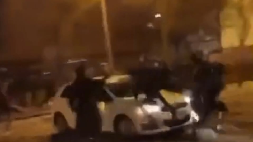 Tensioni in Francia dopo la partita col Marocco, scontri e risse: un morto