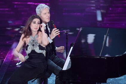 Sanremo 2018: Virginia Raffaele sorprende l'Ariston 19