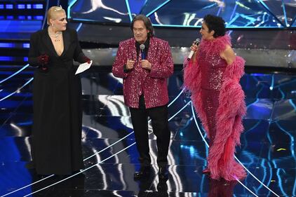Sanremo 2024: ecco il look della terza serata del Festival dai Ricchi e Poveri 7