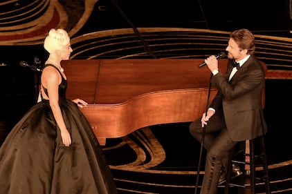  Oscar 2019, l'eleganza di Lady Gaga 4