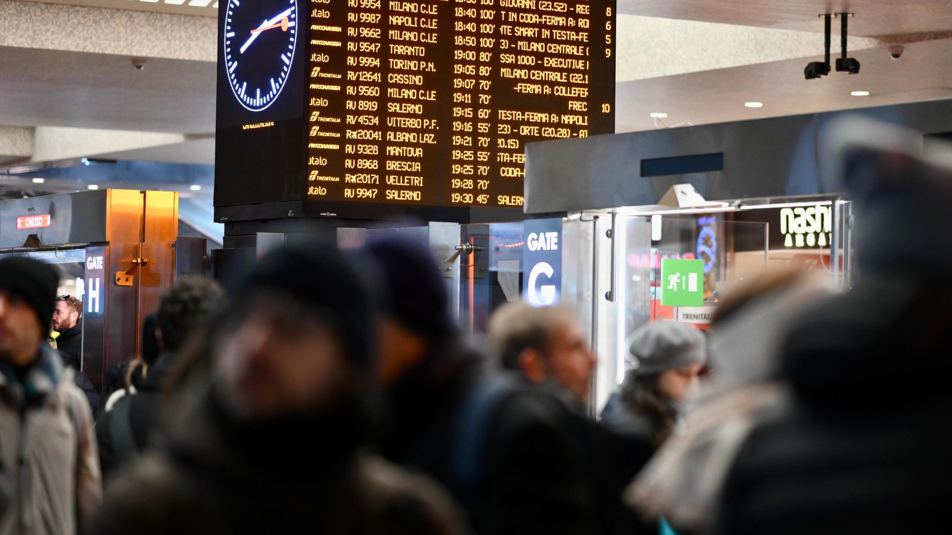 Sciopero dei treni, arriva la rivoluzione degli "orari protetti": ecco cosa cambia