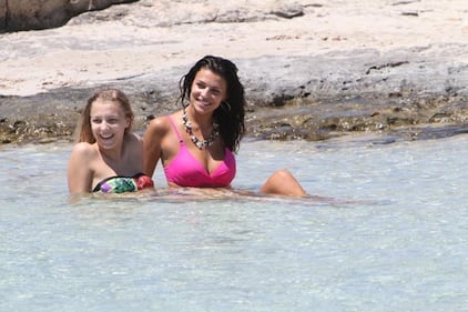 Cristina Chiabotto hot in bikini 14