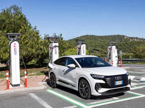 Audi Plug & Charge: la rivoluzione nella ricarica dell’auto elettrica è realtà