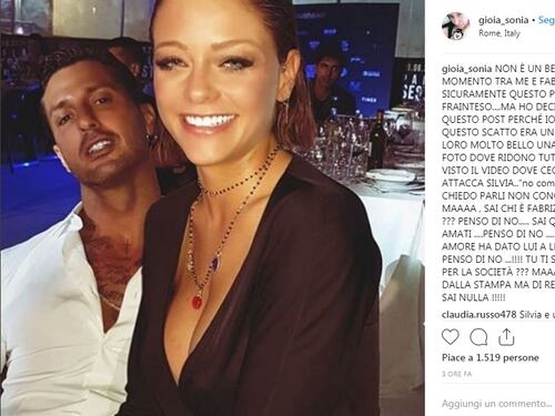 Quel misterioso post di Corona: "Gioia Sonia è una ladra..."