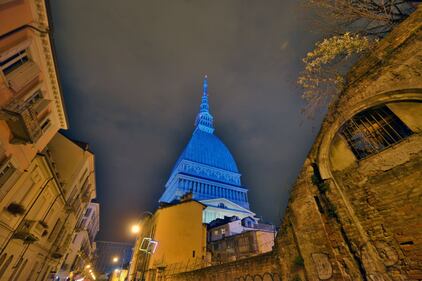 La Mole Antonelliana in blu per la giornata sull'autismo 7