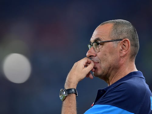 Sarri-Juventus, tensione sul mercato