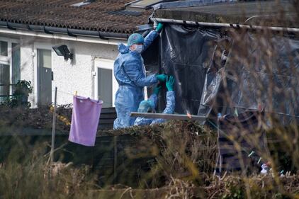 Ex spia russa avvelenata a Londra: i rilievi della scientifica 1