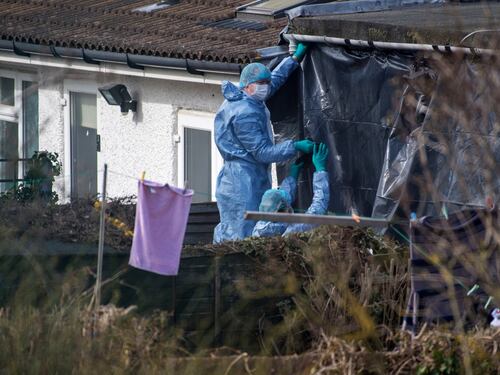 Ex spia russa avvelenata a Londra: i rilievi della scientifica