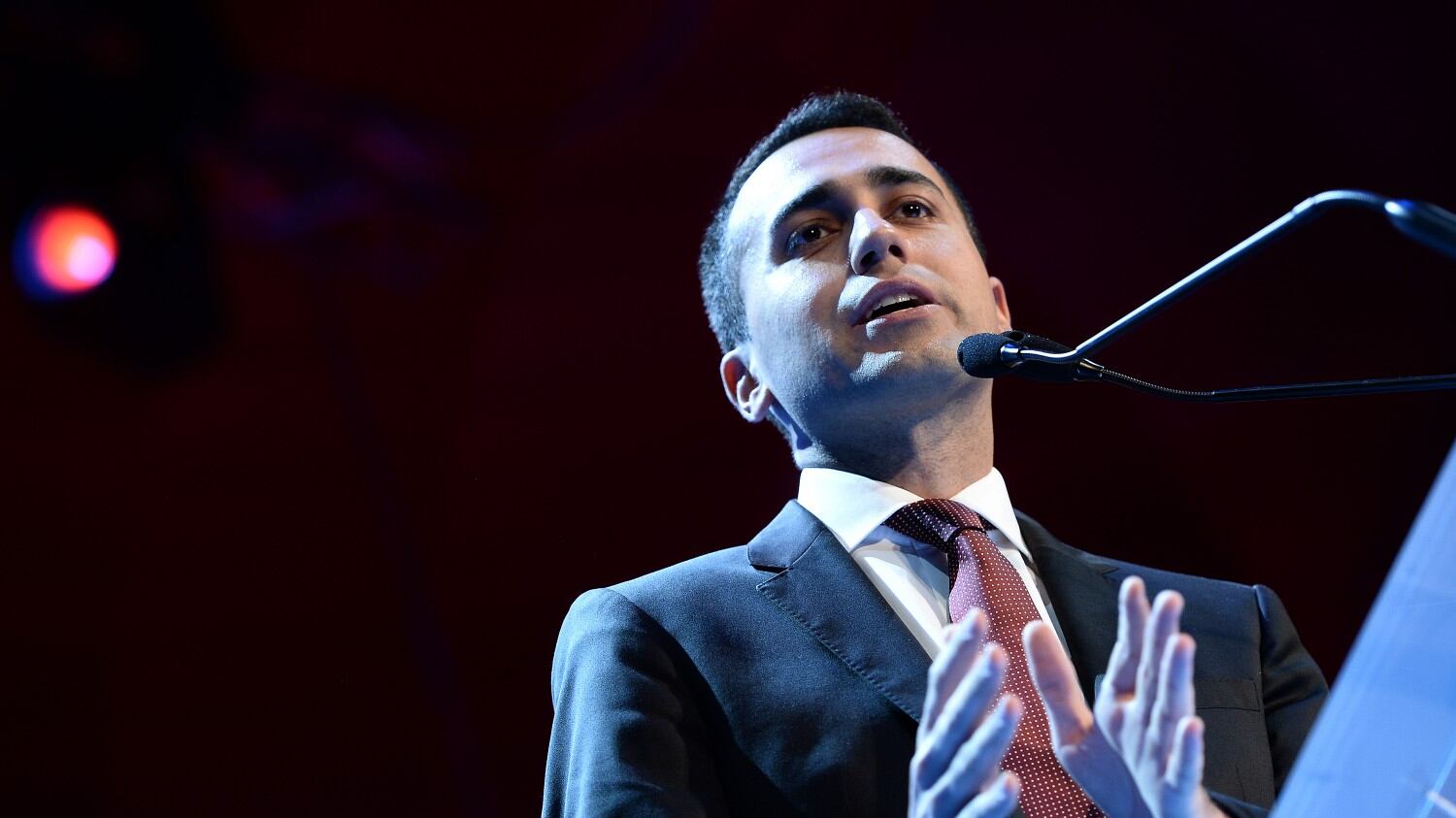 Così Di Maio danneggia imprenditori e lavoratori