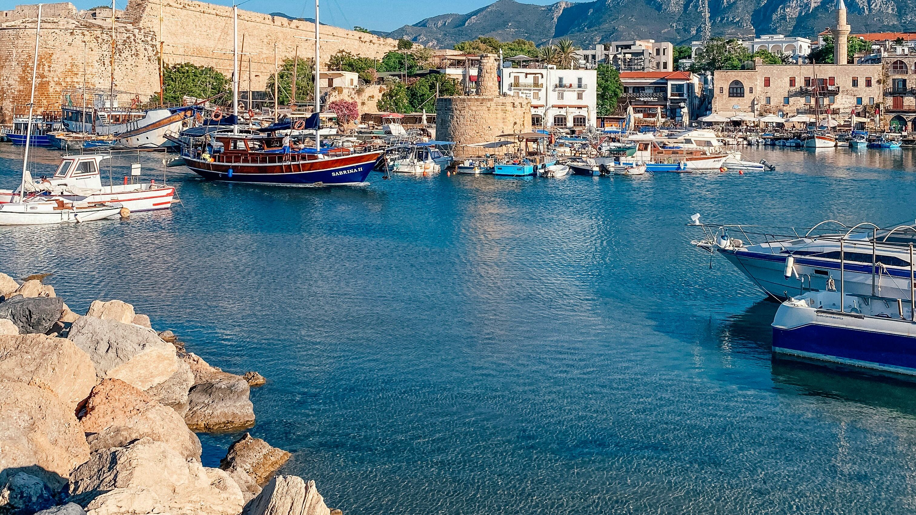 Tour di Cipro tra storia, archeologia e natura