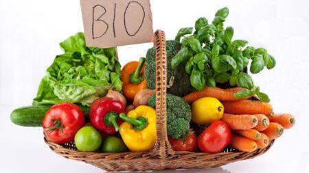 Al supermercato del bio si fa la spesa solo di bufale