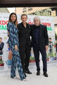 Ezio Greggio, Romina Pierdomenico e Enrico Vanzina alla prima di "Lockdown all'italiana" (2020)