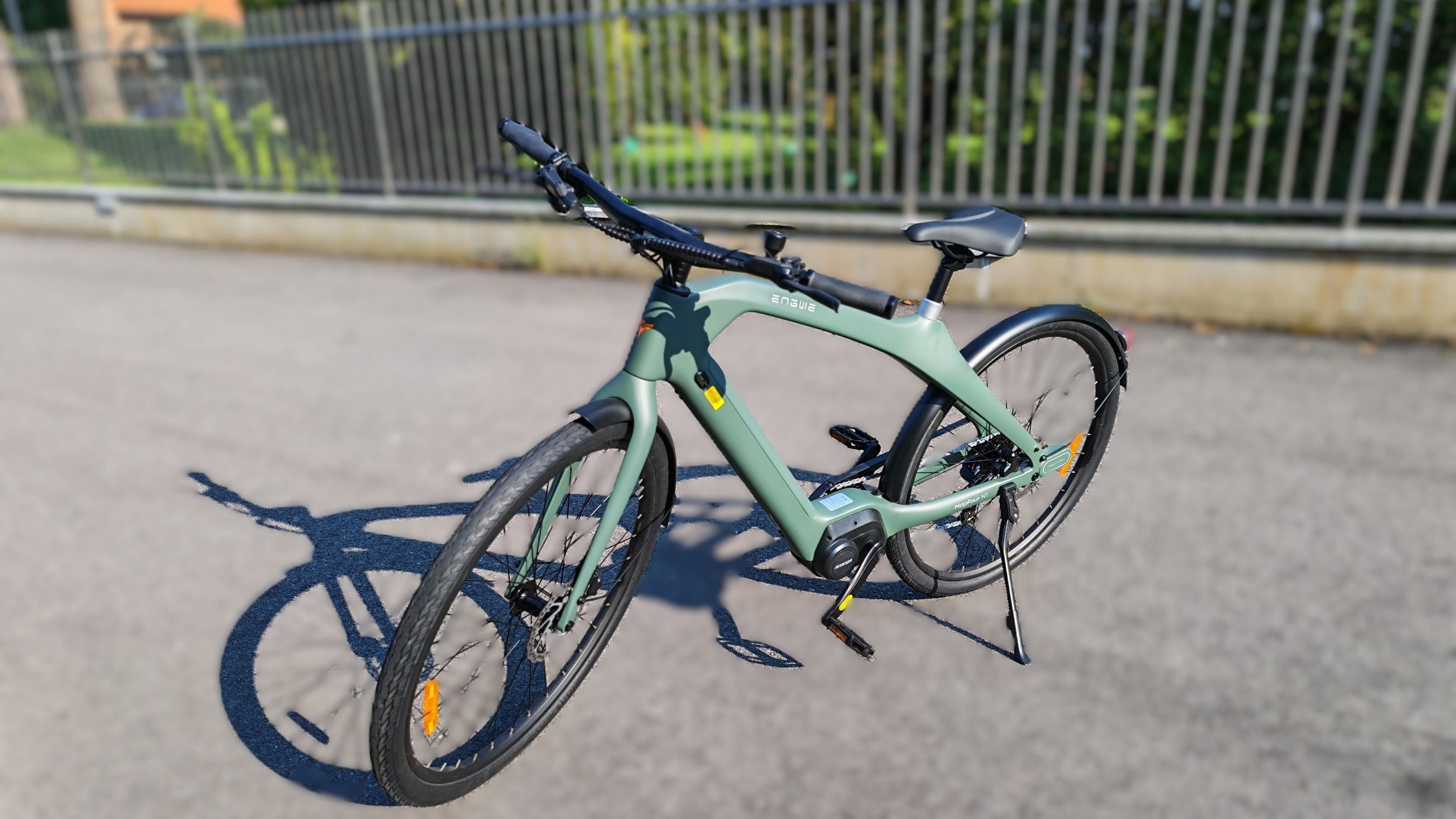 Engwe Mapfour N1 Pro: e-bike in carbonio per la città, elettrica e tecnologica