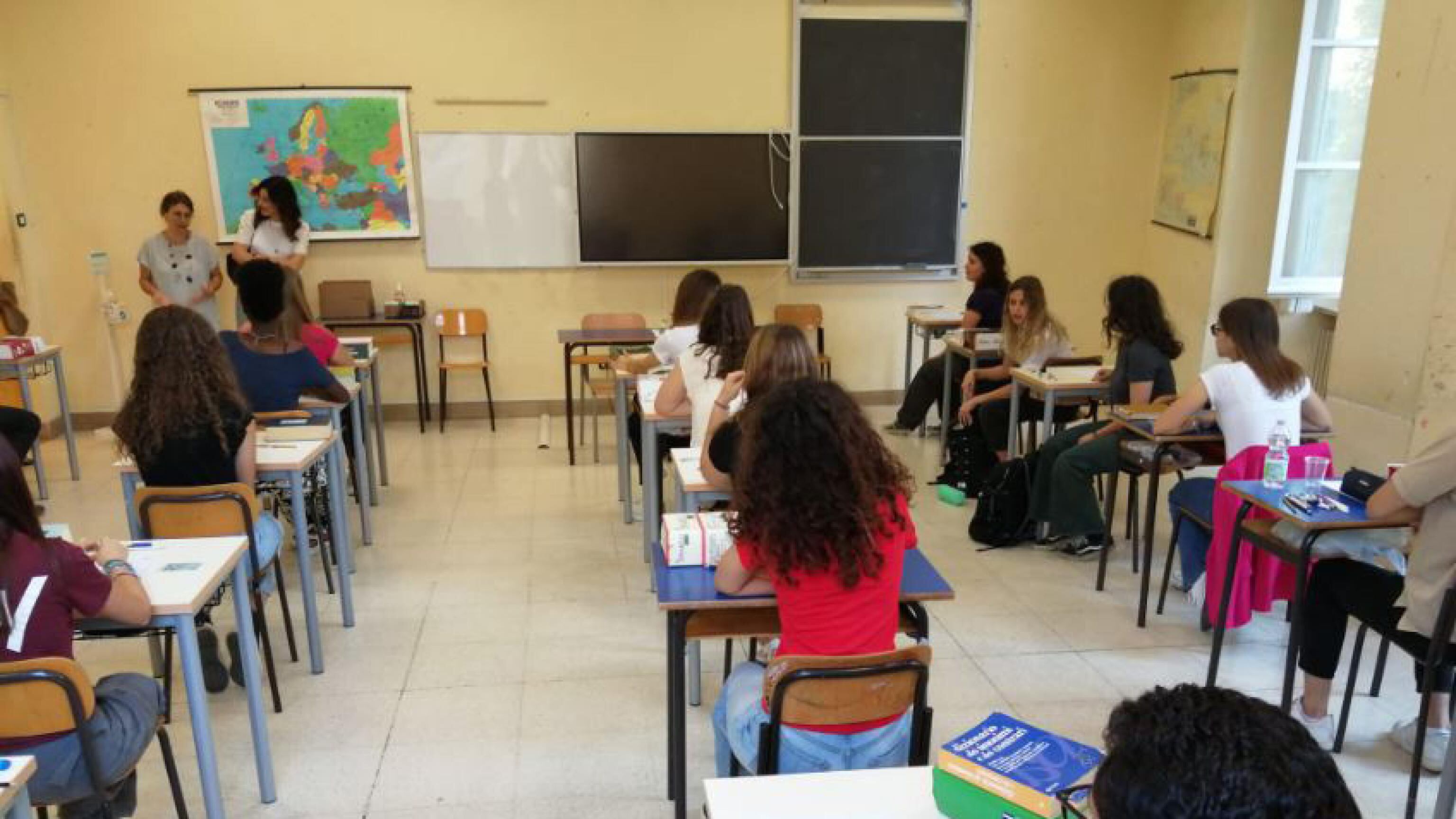 Scuola, tutti gli aumenti del nuovo CCNL