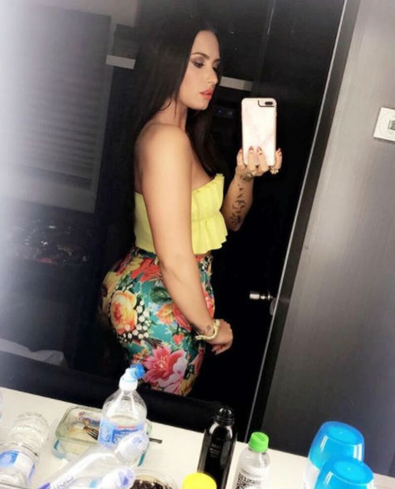 Demi Lovato, scatti sexy 6