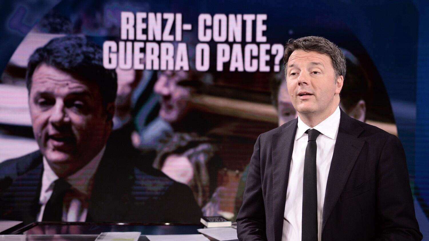 Renzi sfida Conte: "Sfiduciare Bonafede e abolire il reddito minimo"