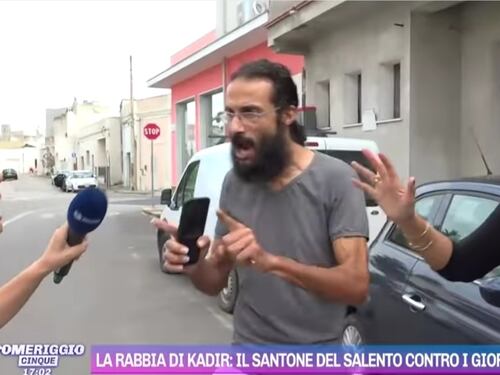 "Vi ucciderò". Le minacce del santone di Miggiano e l'aggressione alle giornaliste
