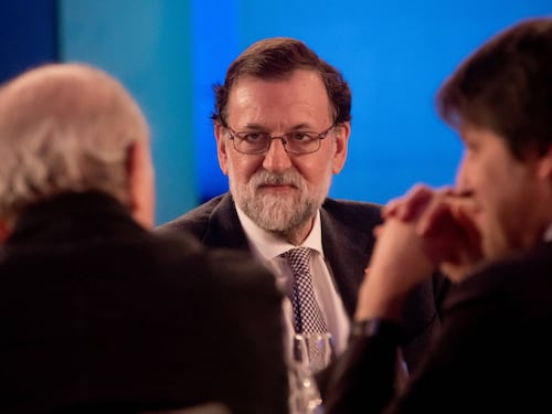 Rajoy apre dialogo sulla Catalogna, ma taglia fuori Puigdemont