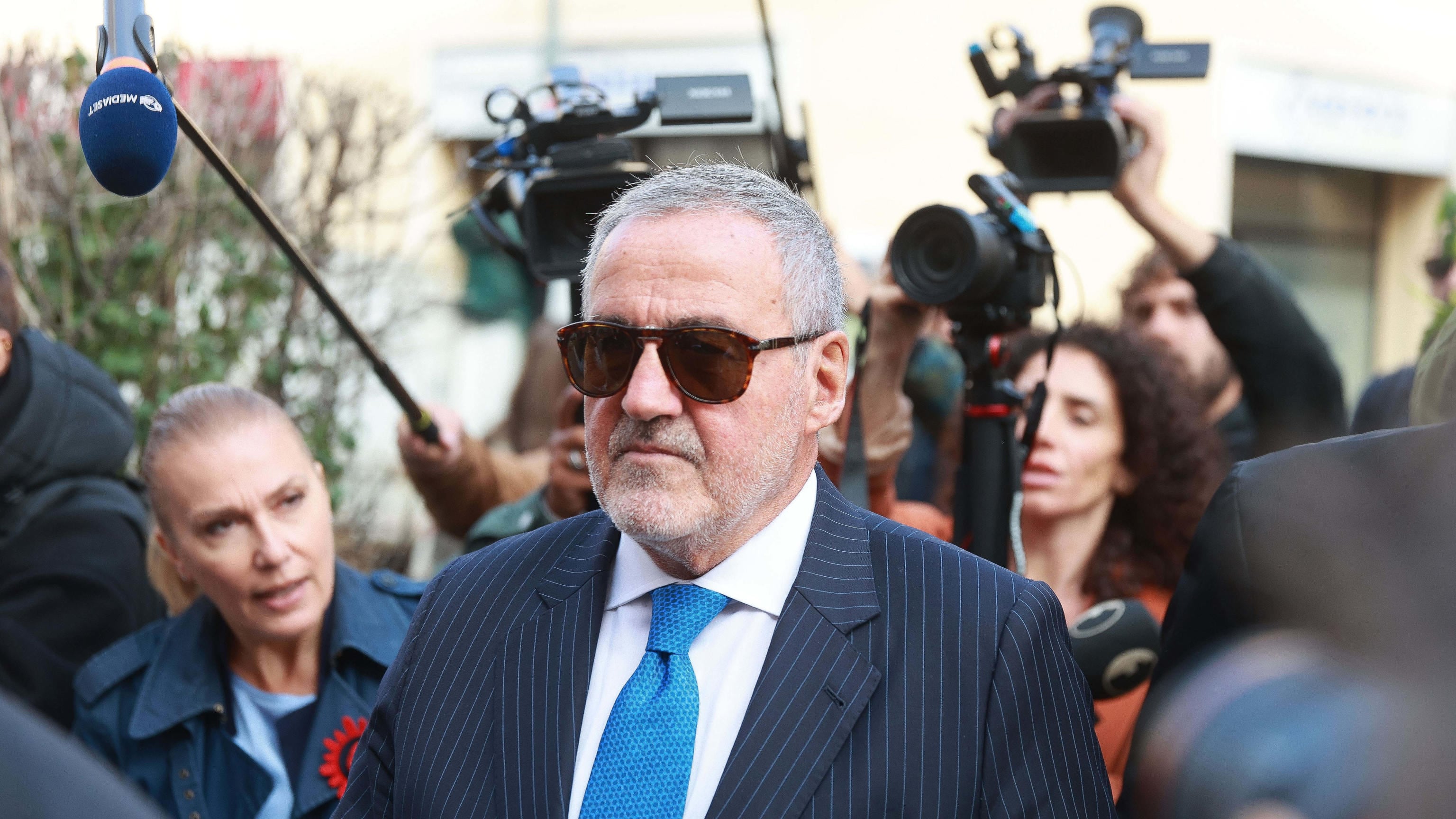 Niente corruzione per l'ex pm Venditti. Ma ora rischiano legali e carabinieri