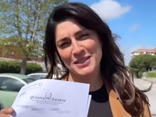 "Ci hanno preso tutto": Elisa Isoardi derubata a lavoro