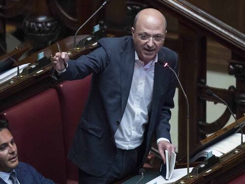 "Nessun antisemitismo, volevo offendere Fiano"