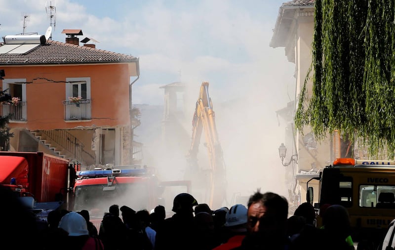 Emma Marrone sensibilizza i fan per il terremoto: foto 19