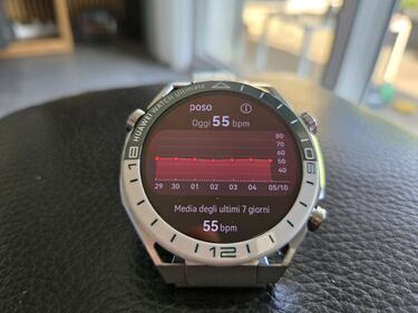Huawei Watch Ultimate Green Edition: guarda tutte le foto 16