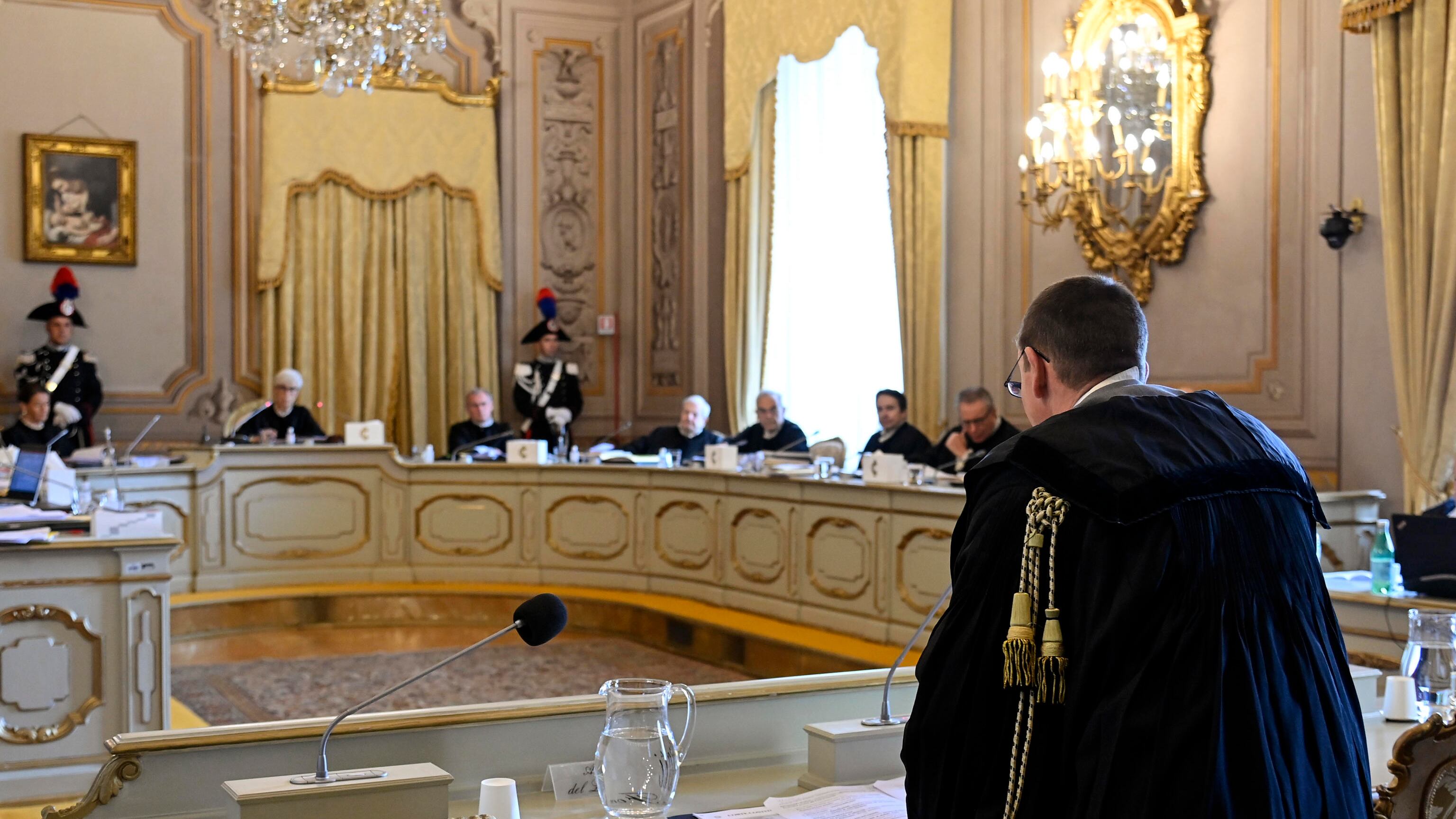 La Consulta boccia i ricorsi delle regioni sulla scuola: "Riorganizzazione competenza dello Stato"
