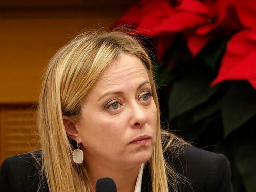 "Nessun regalo alla Serie A". Giorgia Meloni spiega la norma "salva-sport"