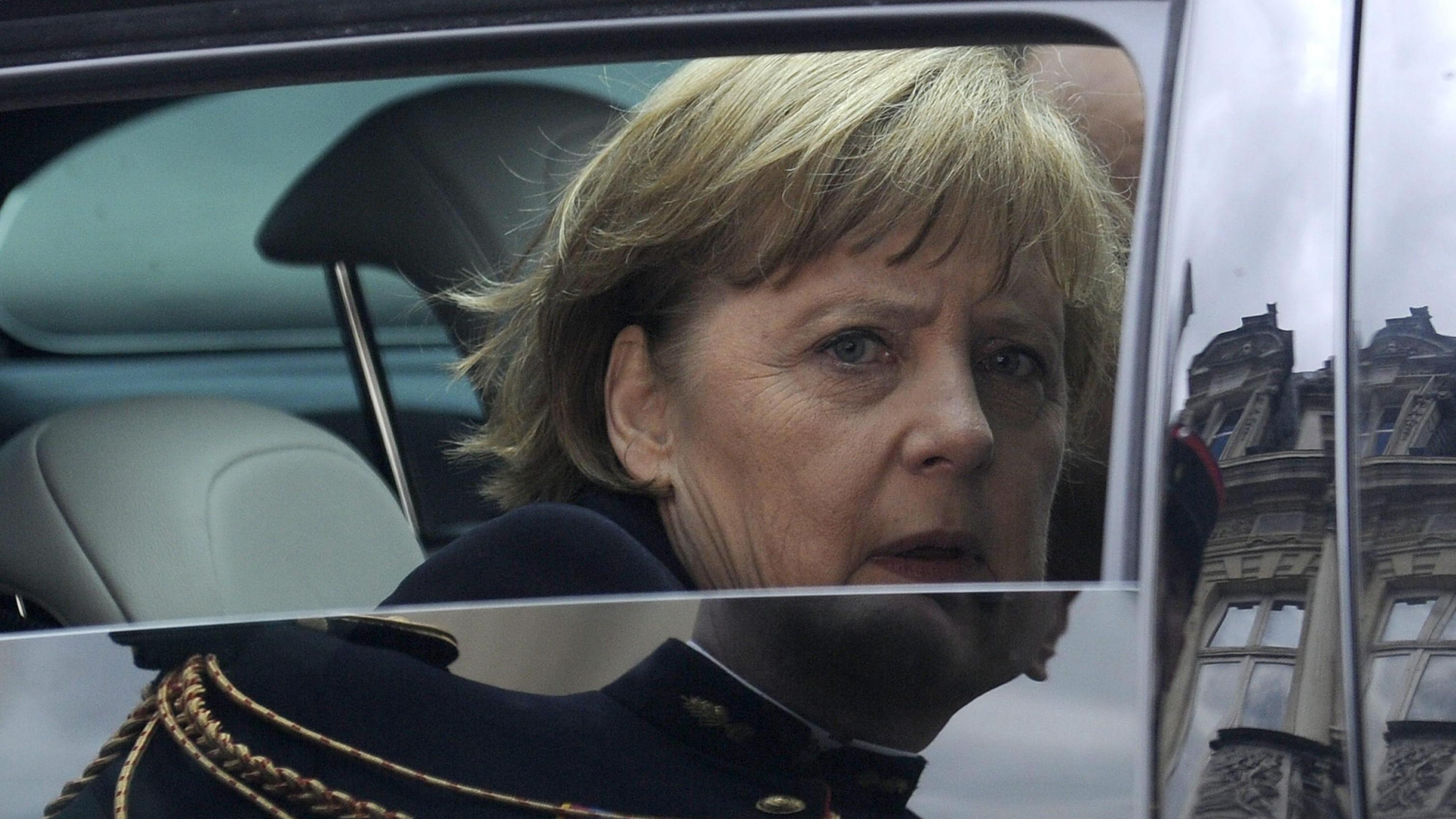 Mercedes «fuori norma» La Francia scatena un caso diplomatico