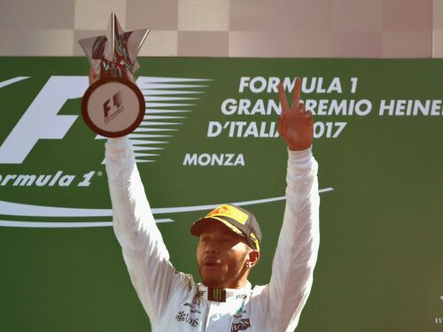 Hamilton: "Finalmente in vetta, abbiamo dimostrato di essere superiori"