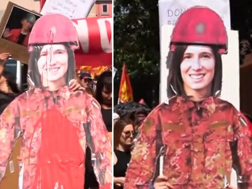 Schlein assente a Roma. L'imbarazzo della piazza: al suo posto c'è un cartonato