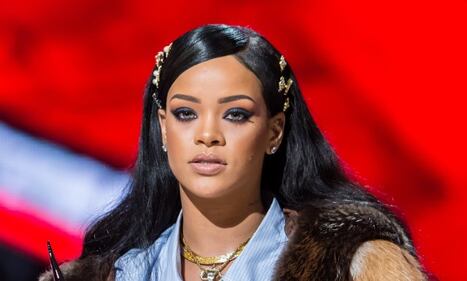 Rihanna, top trasparente su Instagram 24