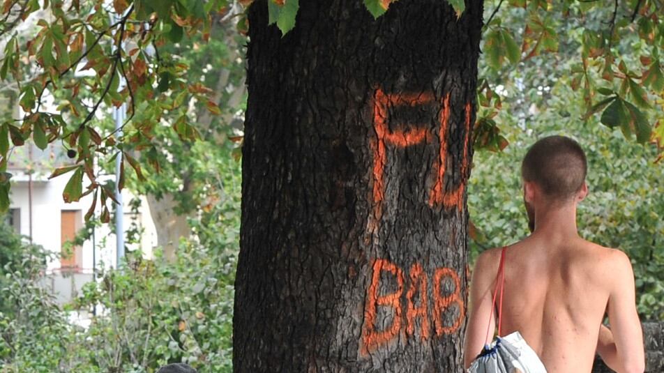 Atti osceni davanti ai bambini: il parco di Milano in balìa dei migranti