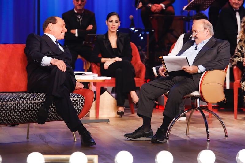 Silvio Berlusconi al Maurizio Costanzo Show 1