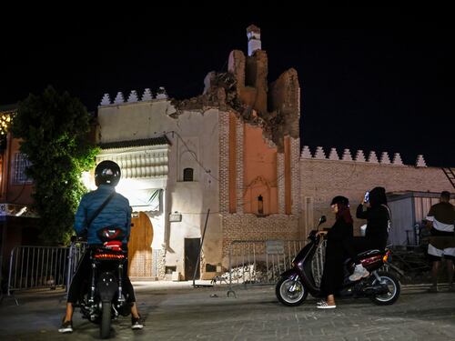 Marocco, una scossa e poi l'inferno: oltre mille morti, distrutte decine di villaggi