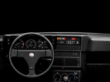 Alfa 75: guarda la gallery 3