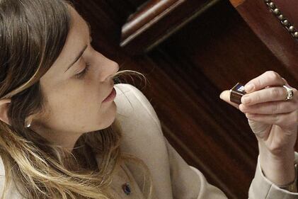 Pausa ''cioccolatino'' per il ministro Boschi 1