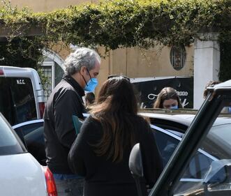 Simona Ventura, breve vacanza ad Ischia con il compagno 1