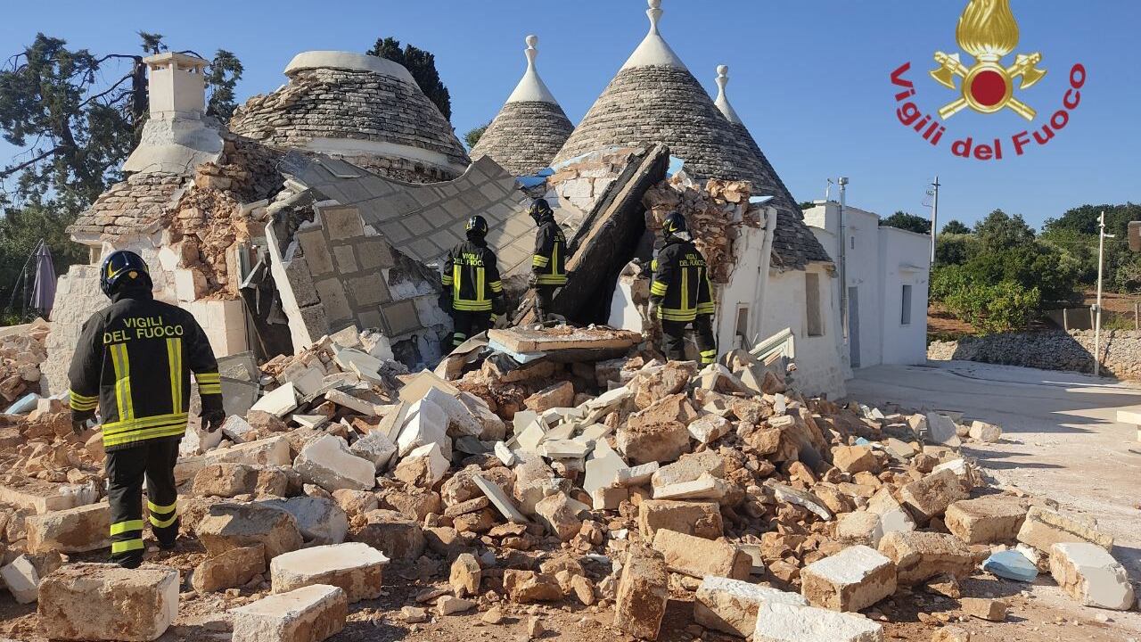 Choc a Brindisi, esplode un trullo a Cisternino: grave una donna, morto un uomo