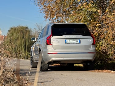 Volvo XC90: la gallery del nuovo SUV premium svedese, che comfort 19