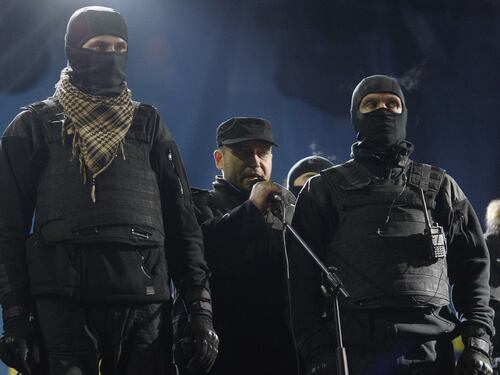 Kiev in mano all'opposizione. Yanukovich: "Colpo di Stato"