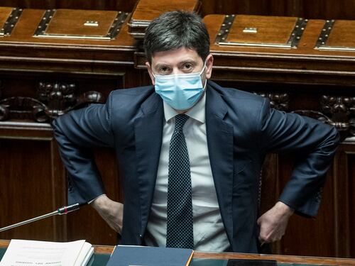 "Lo hai capito o no?". La sfuriata di Speranza per i tendoni del Qatar